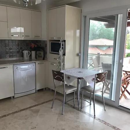 Apartment Bougainvillea Ortakentyahşi